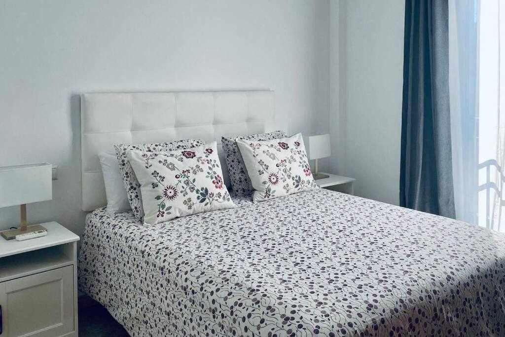 V Apartamentos Morales & Arnal รอนดา ภายนอก รูปภาพ